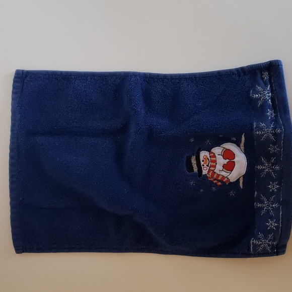Vintage Linens & Things snowman navy blue mini hand towel ☃️ - Picture 2 of 6